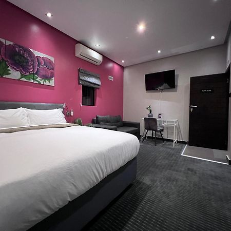 The Raz Bed and Breakfast Harrismith Εξωτερικό φωτογραφία