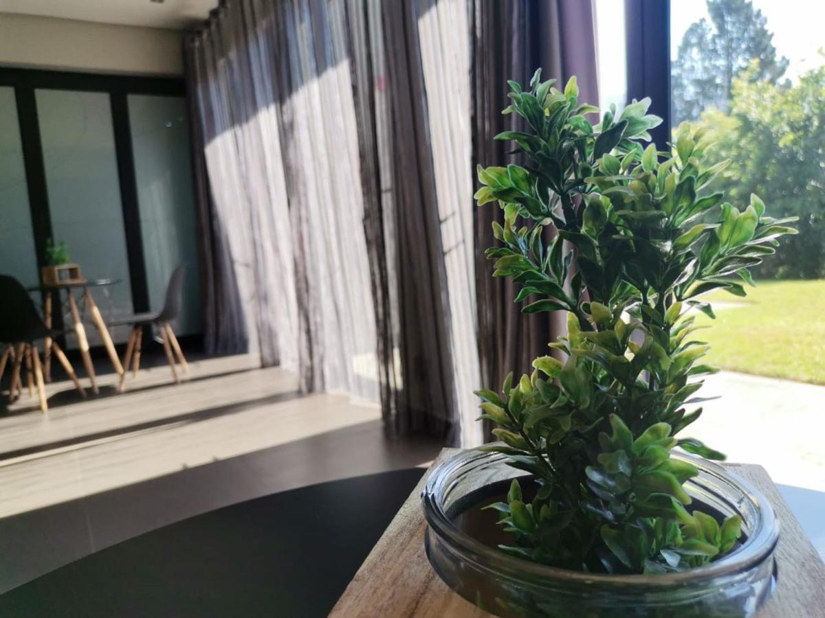 The Raz Bed and Breakfast Harrismith Εξωτερικό φωτογραφία