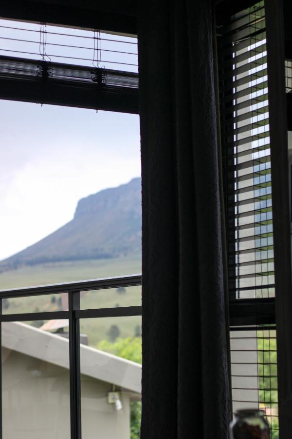 The Raz Bed and Breakfast Harrismith Εξωτερικό φωτογραφία