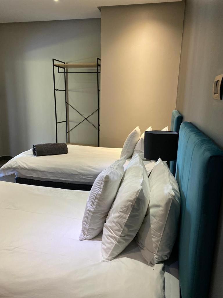 The Raz Bed and Breakfast Harrismith Εξωτερικό φωτογραφία
