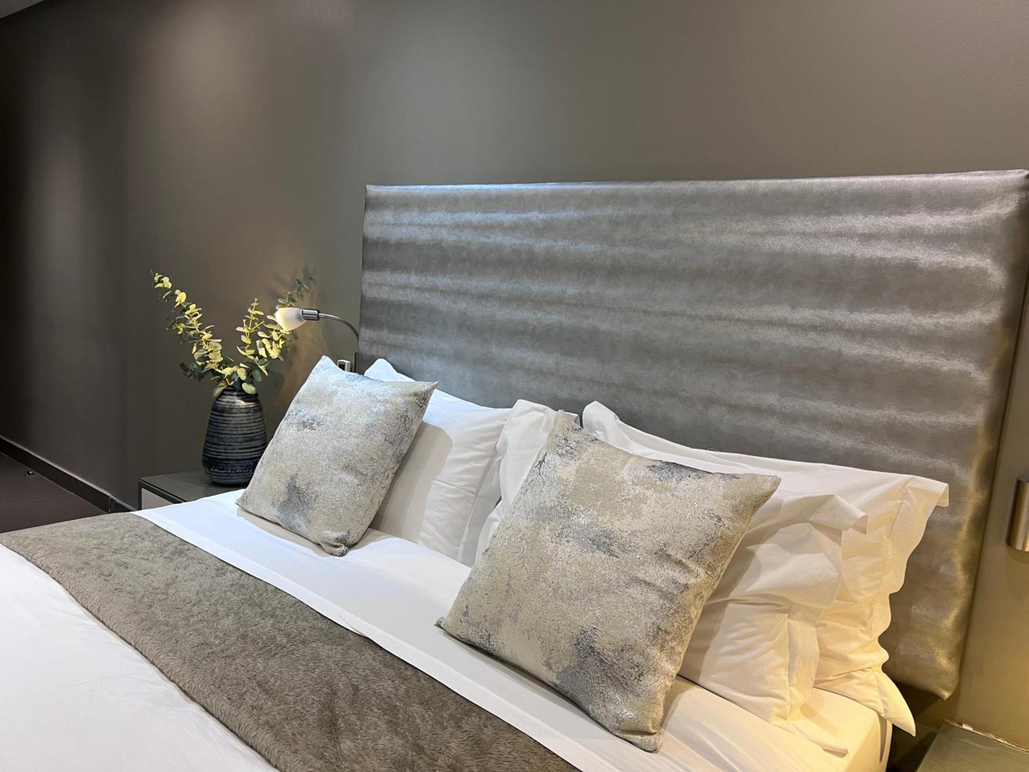 The Raz Bed and Breakfast Harrismith Εξωτερικό φωτογραφία